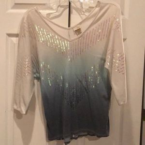 3 quarter length sleeve top with sequin pattern